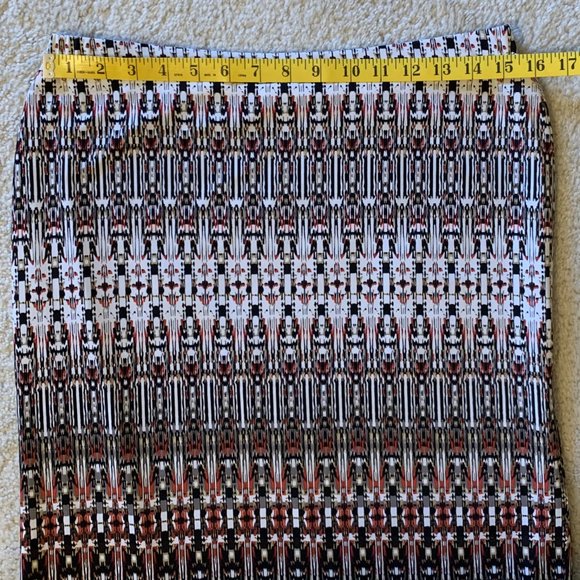 Rafaella Women's Black/Tan/Cream/Brick Print Knee Length Skirt Size M - Picture 3 of 6